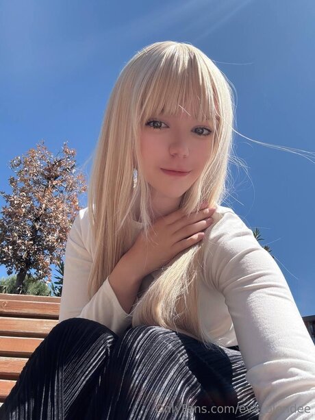 Eva Blondee 独占女優 ギャラリー