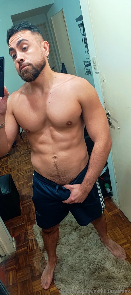 Exmilitarversex ホット女優 写真