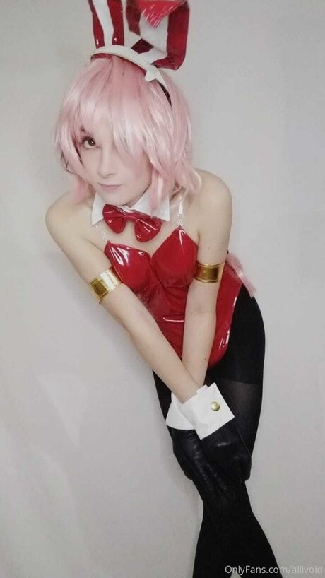 Alliallivoid アダルト女優 写真