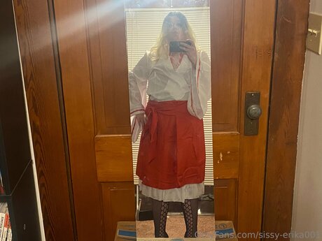 Sissy Erika001 セックスポルノスター 画像