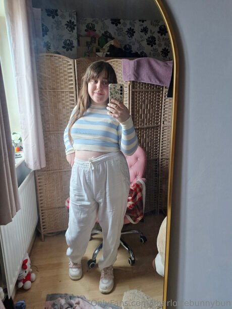 フィットネス 裸 オンリーファンズ ヌード 写真