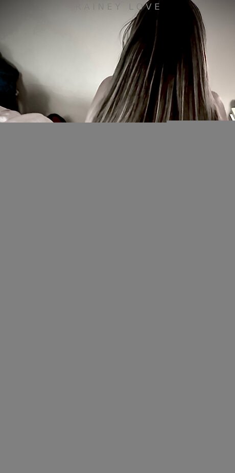 Raineylovesyou 美しいポルノスター 写真