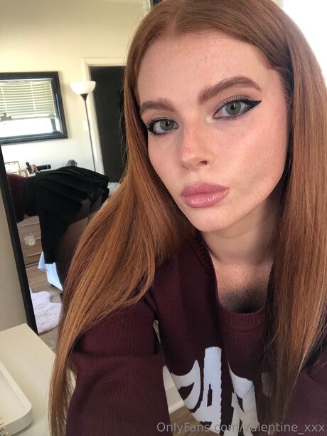 Valentine Xxx ポルノスター パーフェクト 写真