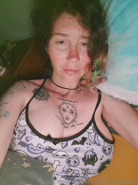 Cosmicmoonpixie ホット女優 画像