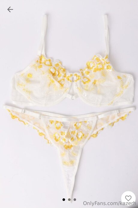 尖ったおっぱいオンリーファンズ アート裸 画像