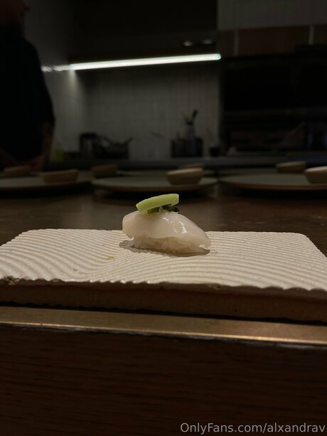 おばあちゃんの熟女オンリーファンズ アート裸 ギャラリー