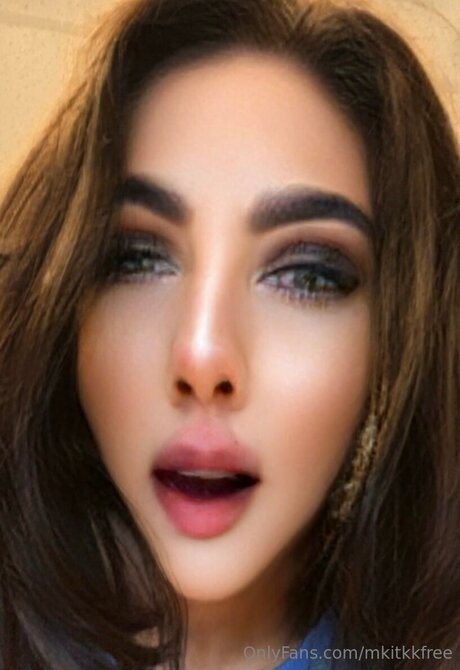 アナルxxx オンリーファンズ 美しい 写真