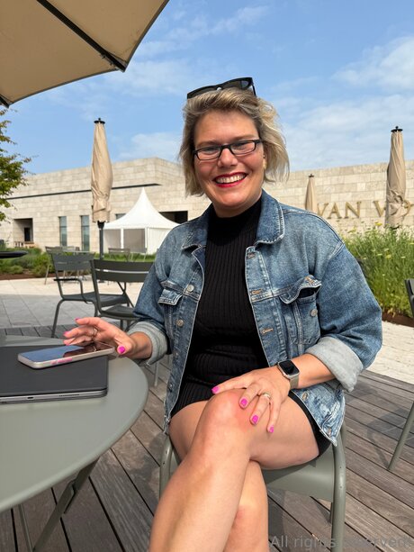 Travelsunshine ポルノスター アート ギャラリー