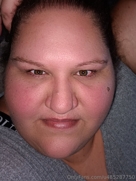 ティックトックスター オンリーファンズ 無料エロ 画像