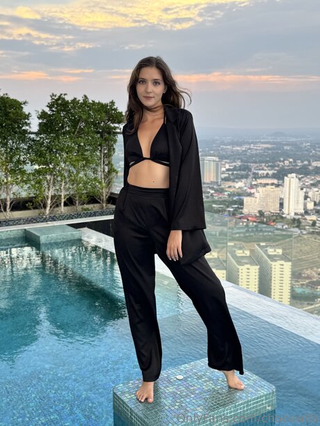 Chaoswife ポルノスター 写真