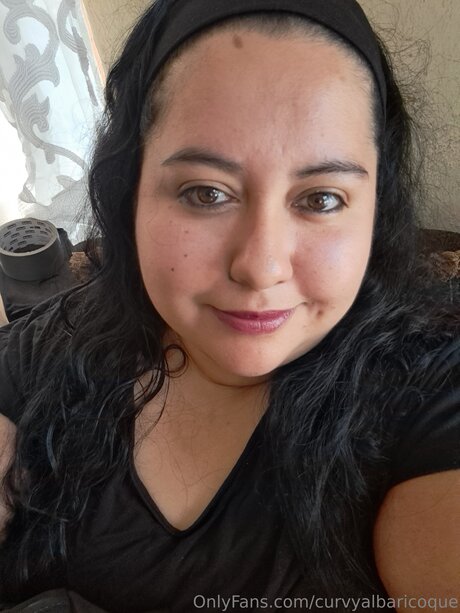 Curvyalbaricoque ホットなモデル 画像