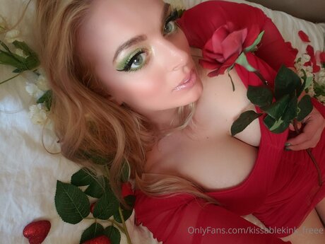 Kissablekink Freee ポルノスター エロティック アーカイブ