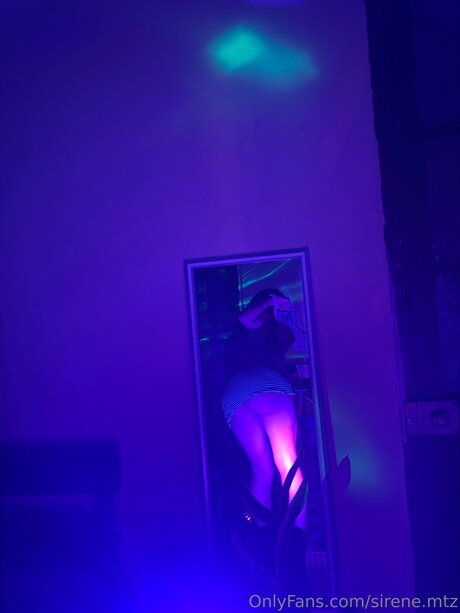 Sirene Mtz ヌード女優 画像