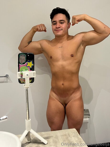 Angeeelja 最高のモデル 写真