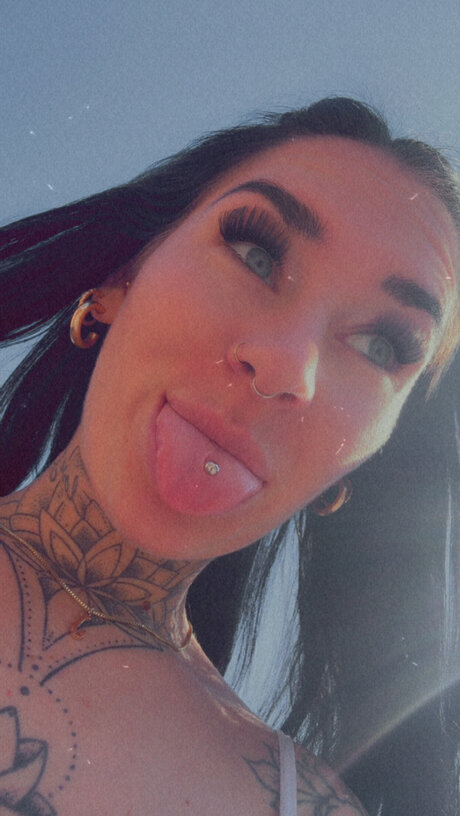 Justineblack 無料モデル 画像