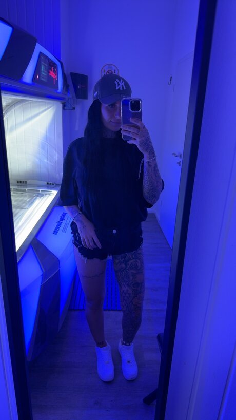 Justineblack トップモデル ギャラリー