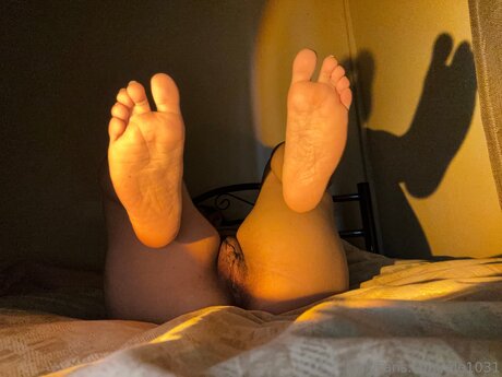 クソ野郎オンリーファンズ ポルノ 画像