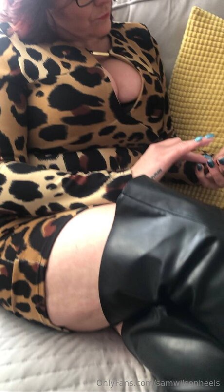 Samwilsonheels セクシーモデル 画像