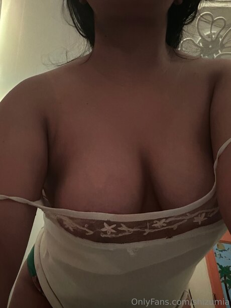 Shizumia 可愛いモデル 写真