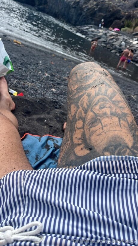 Xewyhdezz ポルノスター セクシー 写真