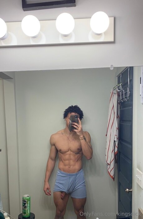 Kingsdick ポルノスター 独占 写真