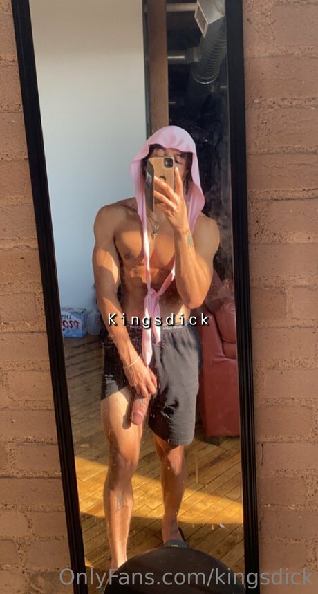 Kingsdick 裸のモデル 写真