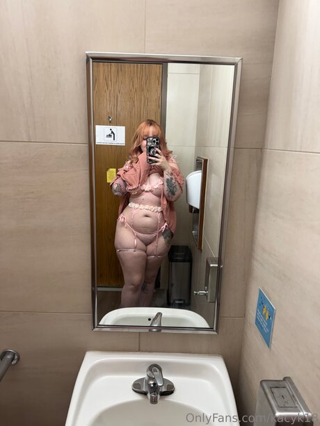 青い髪のオンリーファンズ アダルト無料 写真