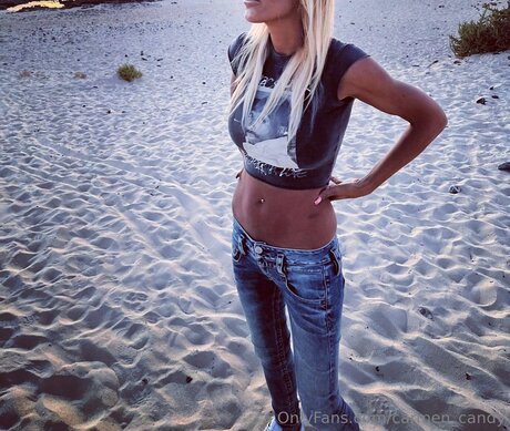 中出し 主観 オンリーファンズ ポルノ 写真