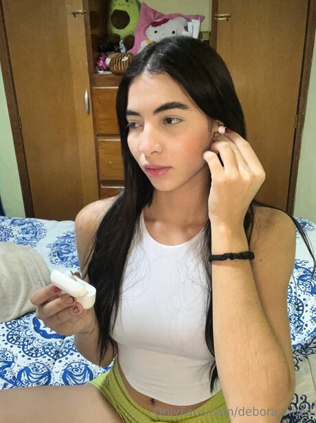 Debora Vibes セックスモデル 写真