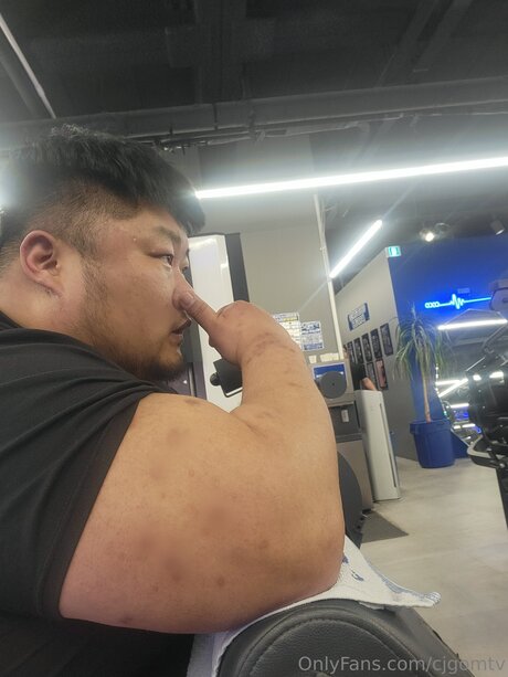 Cjgomtv ポルノスター HD アーカイブ