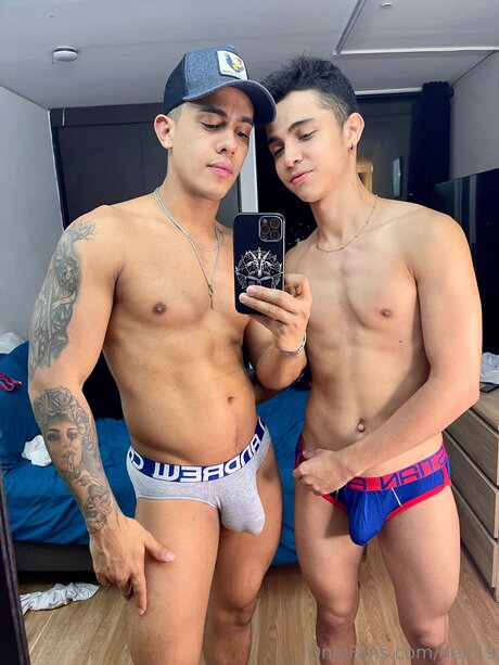 AIガールフレンドオンリーファンズ アダルト 写真