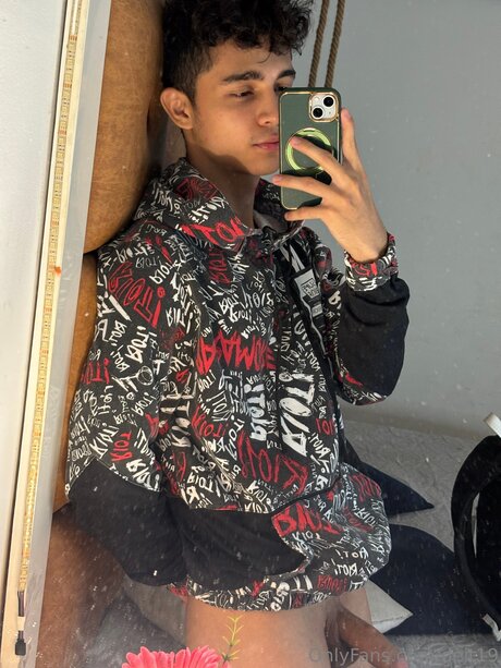 後背位オンリーファンズ 美しい 画像