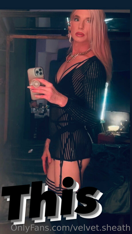 小人の裸オンリーファンズ 可愛い 写真