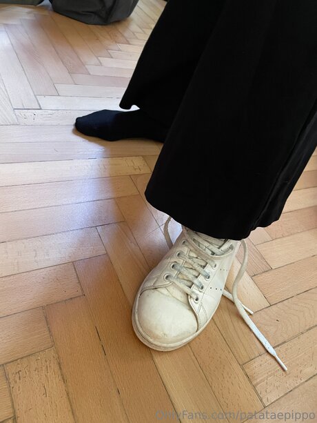 アマチュアペッギングオンリーファンズ 無料エロ 写真