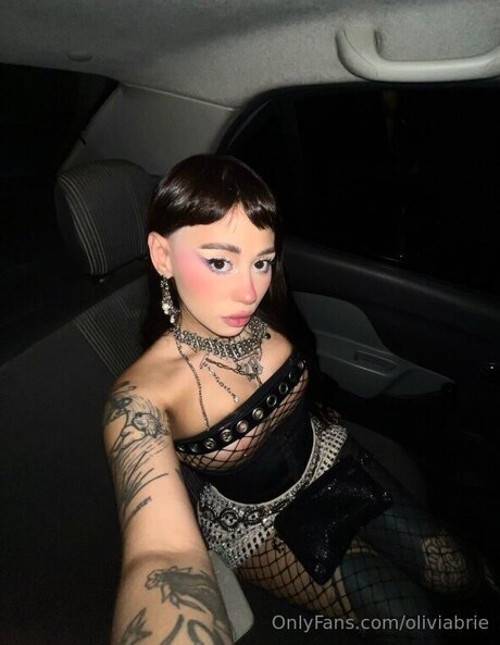 Emilymori 可愛い女優 写真