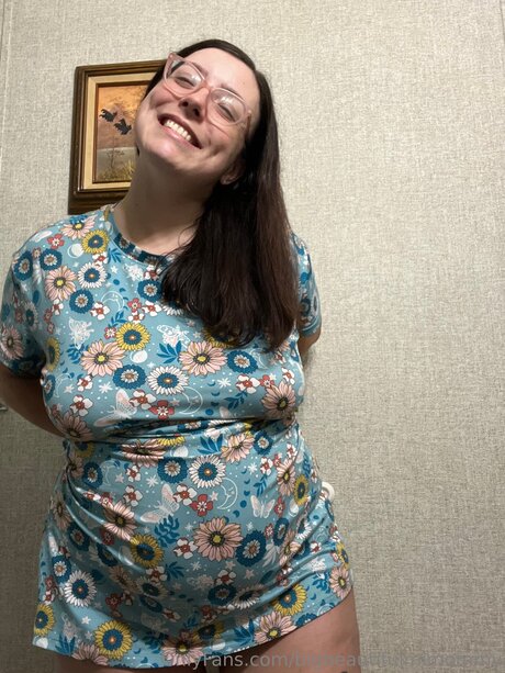 アラブの太ったオンリーファンズ セクシーヌード ギャラリー