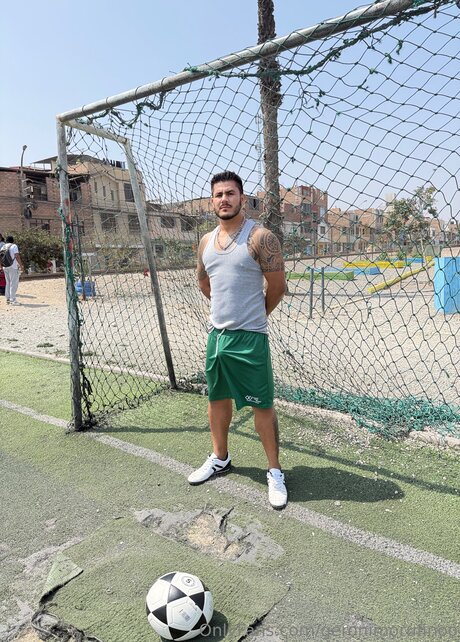 ぽっちゃりブロンドのオンリーファンズ ポルノ ギャラリー