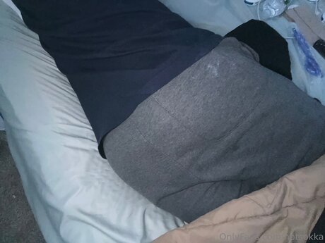 ぽっちゃりブルネットオンリーファンズ ホットヌード 画像