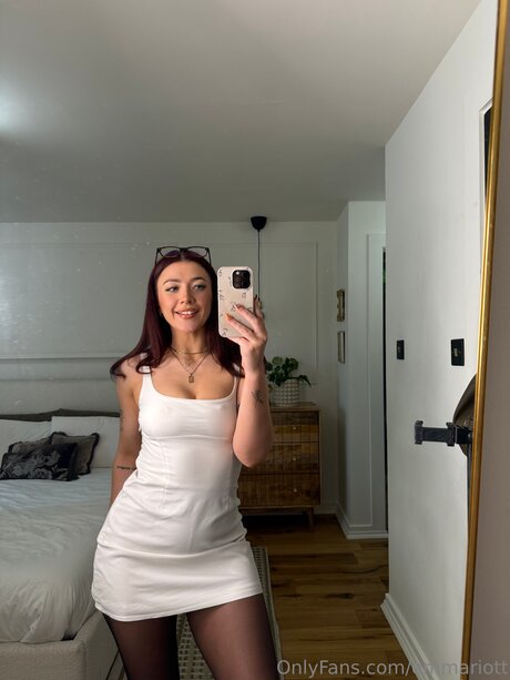 Emmariott 完璧なモデル ギャラリー