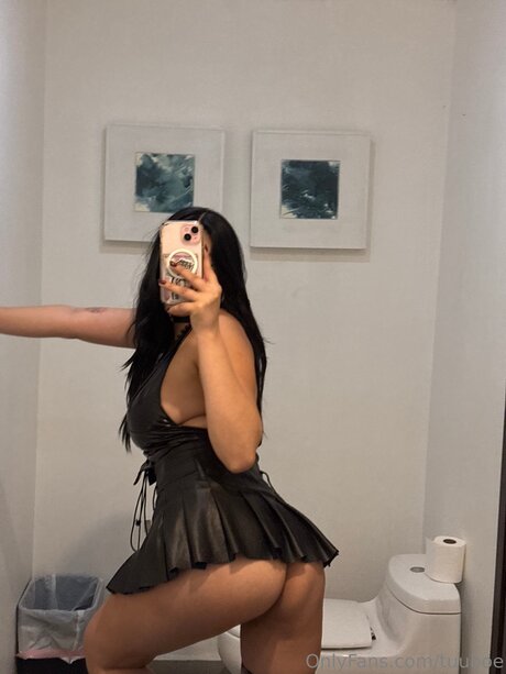 精子オンリーファン ポルノ 写真