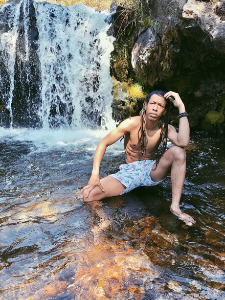 Tyrexxx 美しいモデル ギャラリー