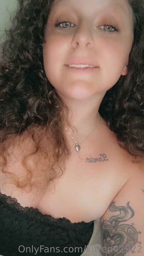 Kitten42922 かわいいポルノスター ギャラリー