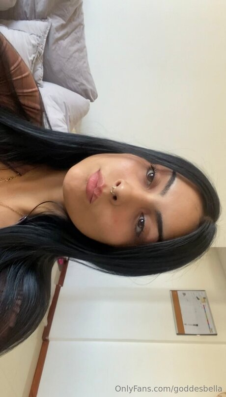 Goddesbella ポルノモデル 写真