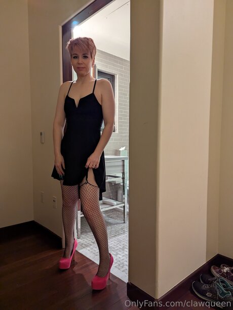 ジムのインフルエンサーオンリーファンズ セクシーxxx 写真