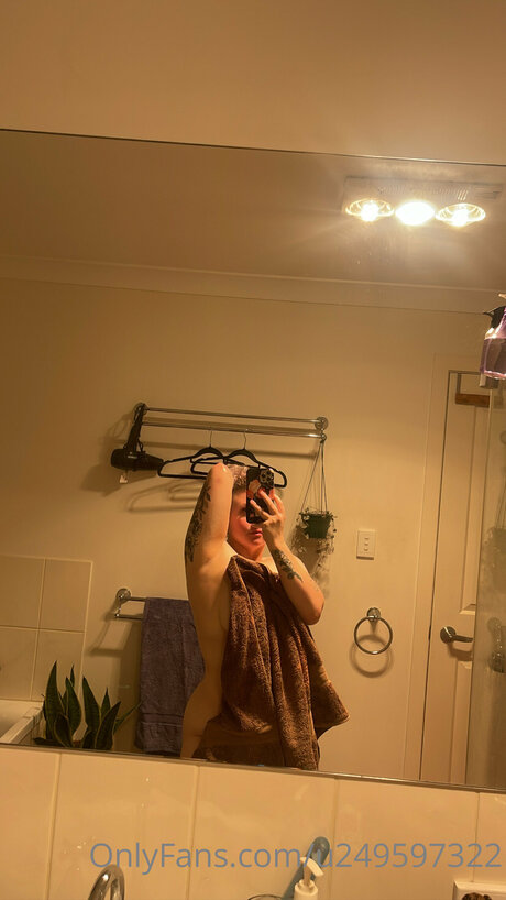 U249597322 裸のスター 写真