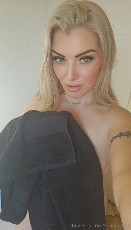 Sensualmassagebybb ヌードモデル ギャラリー