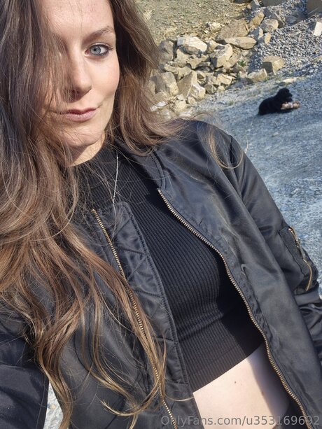 U353169692 アートスター 写真