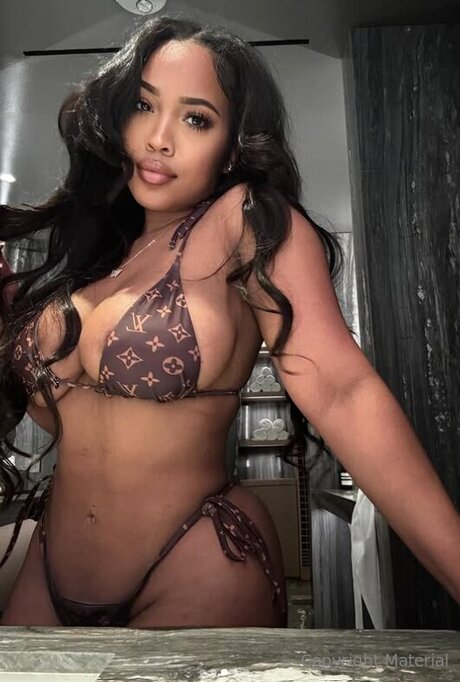 オタクガールオンリーファン 無料アダルト 画像