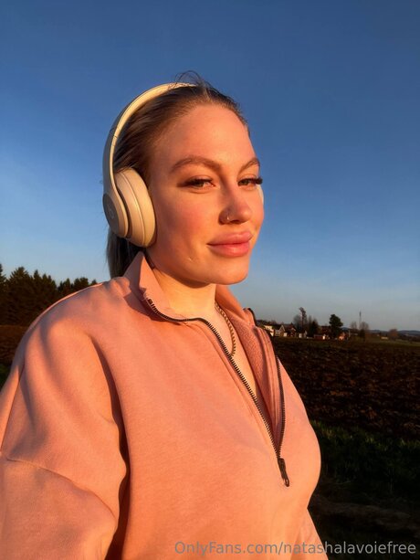 Misslavoiefree アートモデル ギャラリー