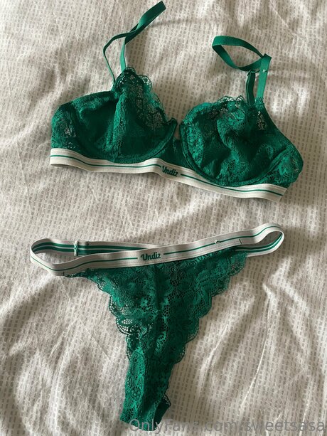 金髪のホットな妻オンリーファンズ 素敵 画像